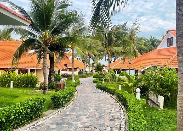 Phu & 5* Phan Thiết