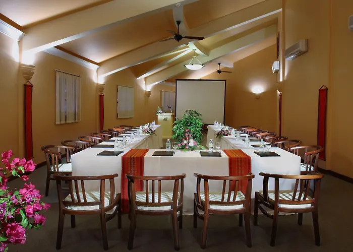 Phu & Khu nghỉ mát Phan Thiết
