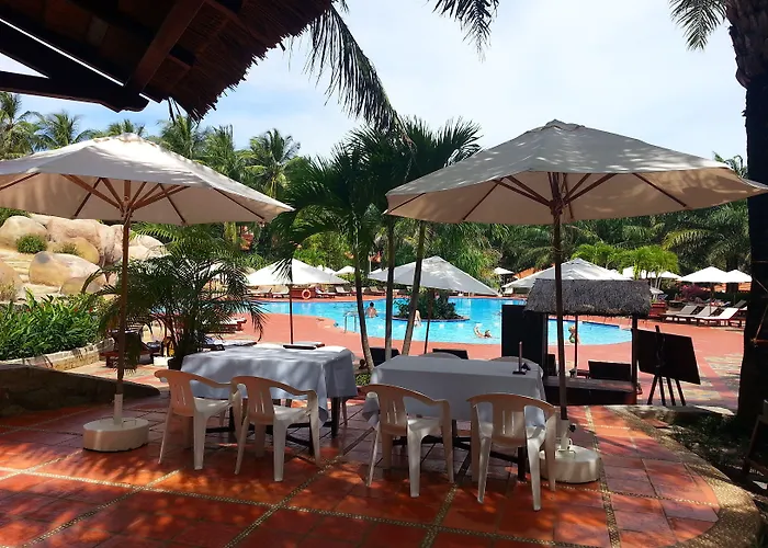 Phu & 5* Phan Thiết