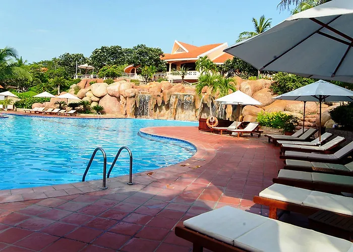 Phu & 5* Phan Thiết